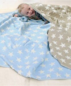 David Fussenegger FINN Kinder-und Babydecke - Sterne in hellblau