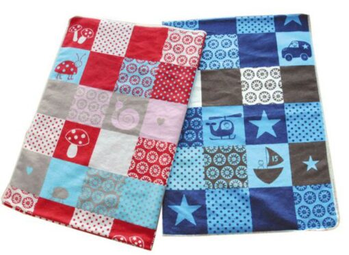 Fussenegger Kinder Kuscheldecke JUWEL Patch 140x200 cm Farbe rot
